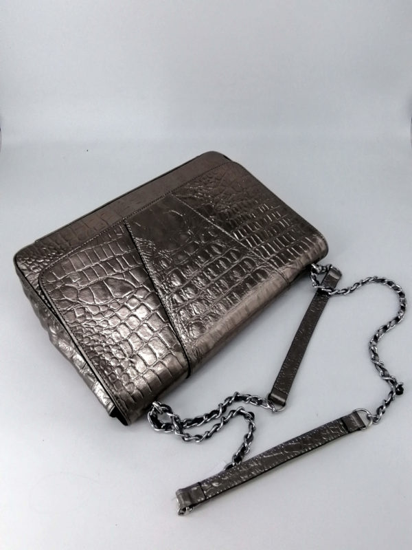 Carolina Crowley Damenhandtasche Ragazza metallic silber Croco